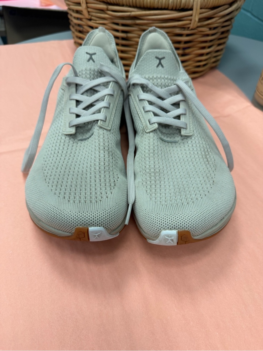 Flux Adapt Runner Lace-Up Womens Sneakers size 10.5